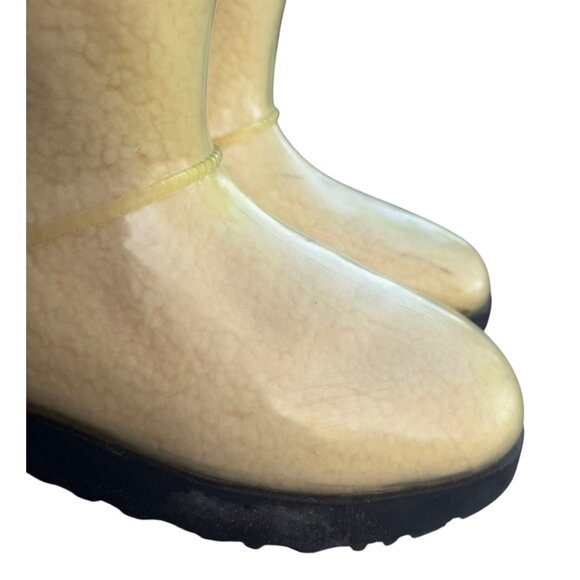 Ugg Shoes Womens Size 8 Natural Tan Classic Clear Mini Boots Waterproof Outdoors - Picture 4 of 11